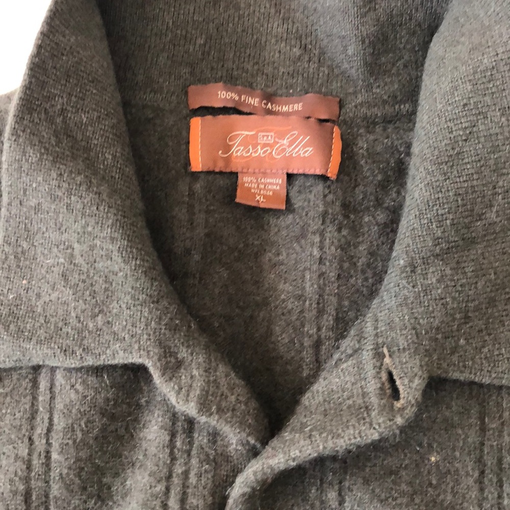 Green Cashmere Men’s Collard Button Up Sweater